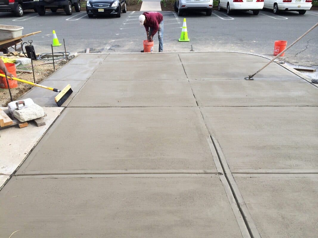 Streets and Sidewalks - Commercial Concrete Contractors